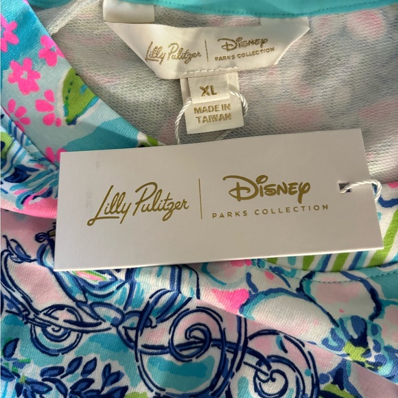 Disney Parks x Lilly Pulitzer x Cinderella Pullover Sweatshirt - Picture 2 of 13